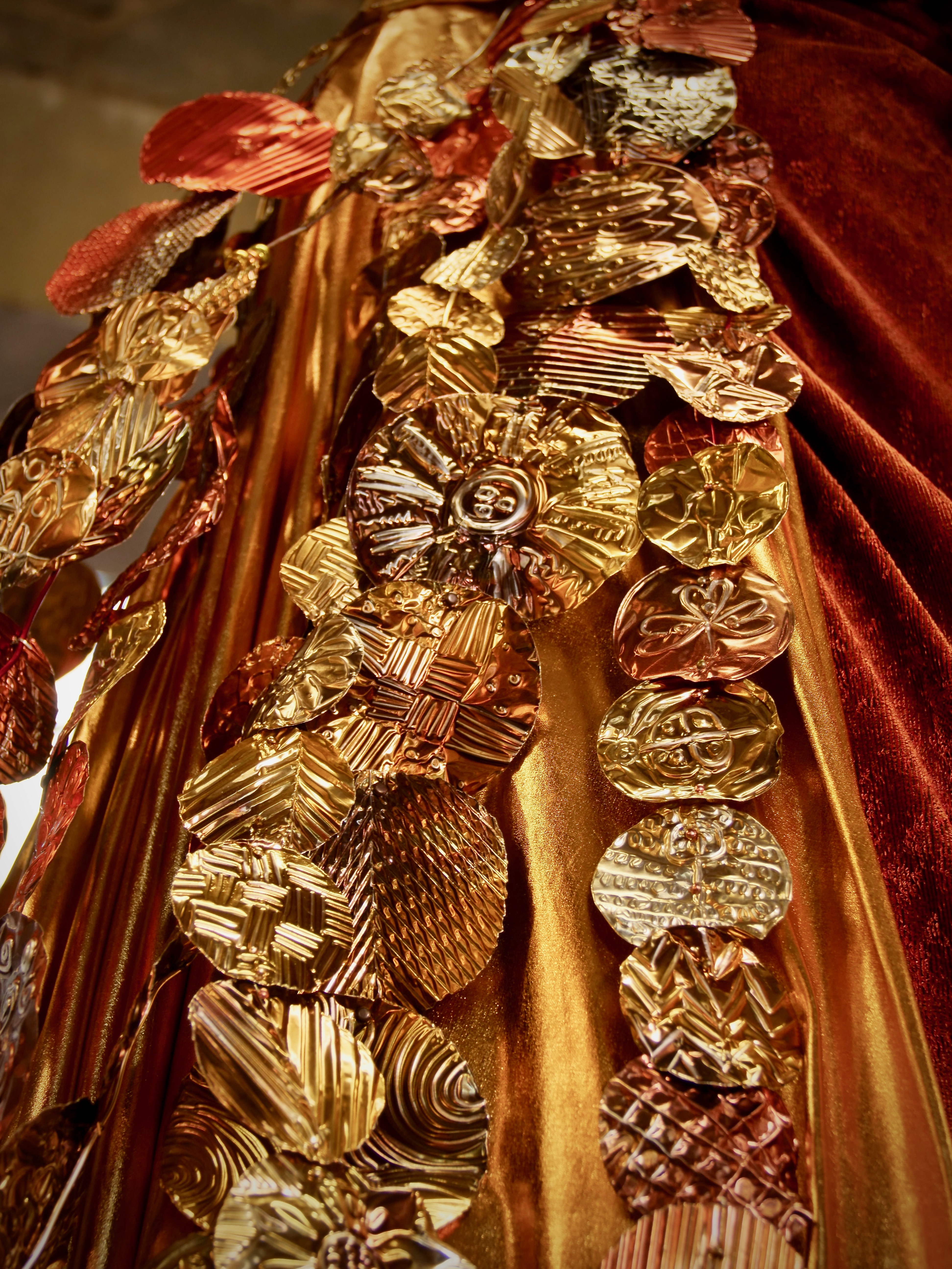 Close-up-image-cloak-3