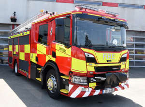 New Fire Appliances DLK DRG Louth FRS 5 thumbnail